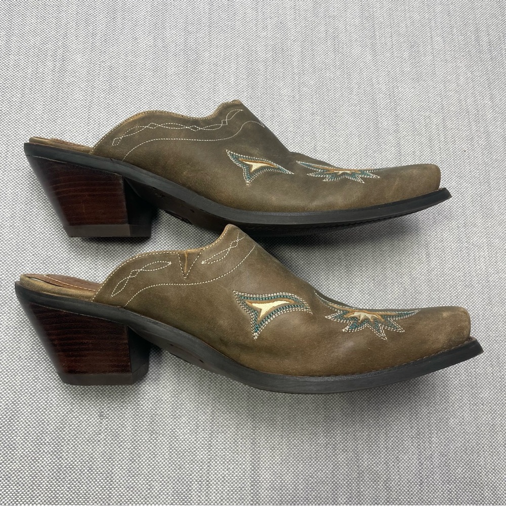 Ariat Brown Leather Mules with Embroidered Design - Picture 8 of 9